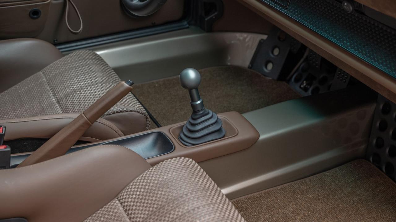 1991 Porsche 911 Backdate 4.0L by Van Thull Development