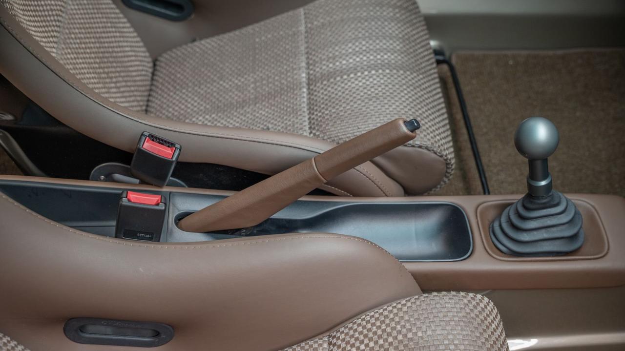 1991 Porsche 911 Backdate 4.0L by Van Thull Development