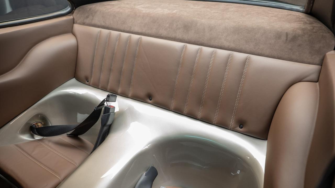 1991 Porsche 911 Backdate 4.0L by Van Thull Development