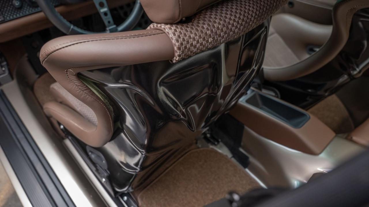 1991 Porsche 911 Backdate 4.0L by Van Thull Development