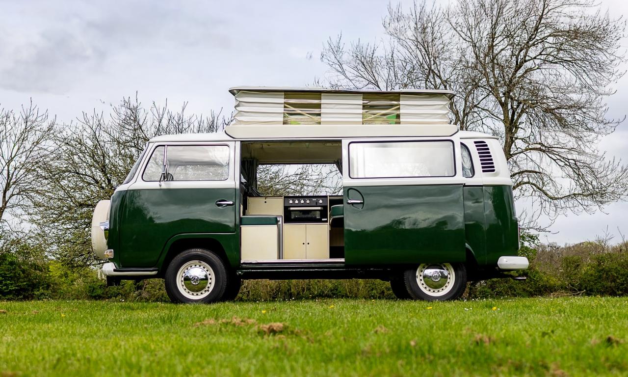 1972 Volkswagen T2 Camper