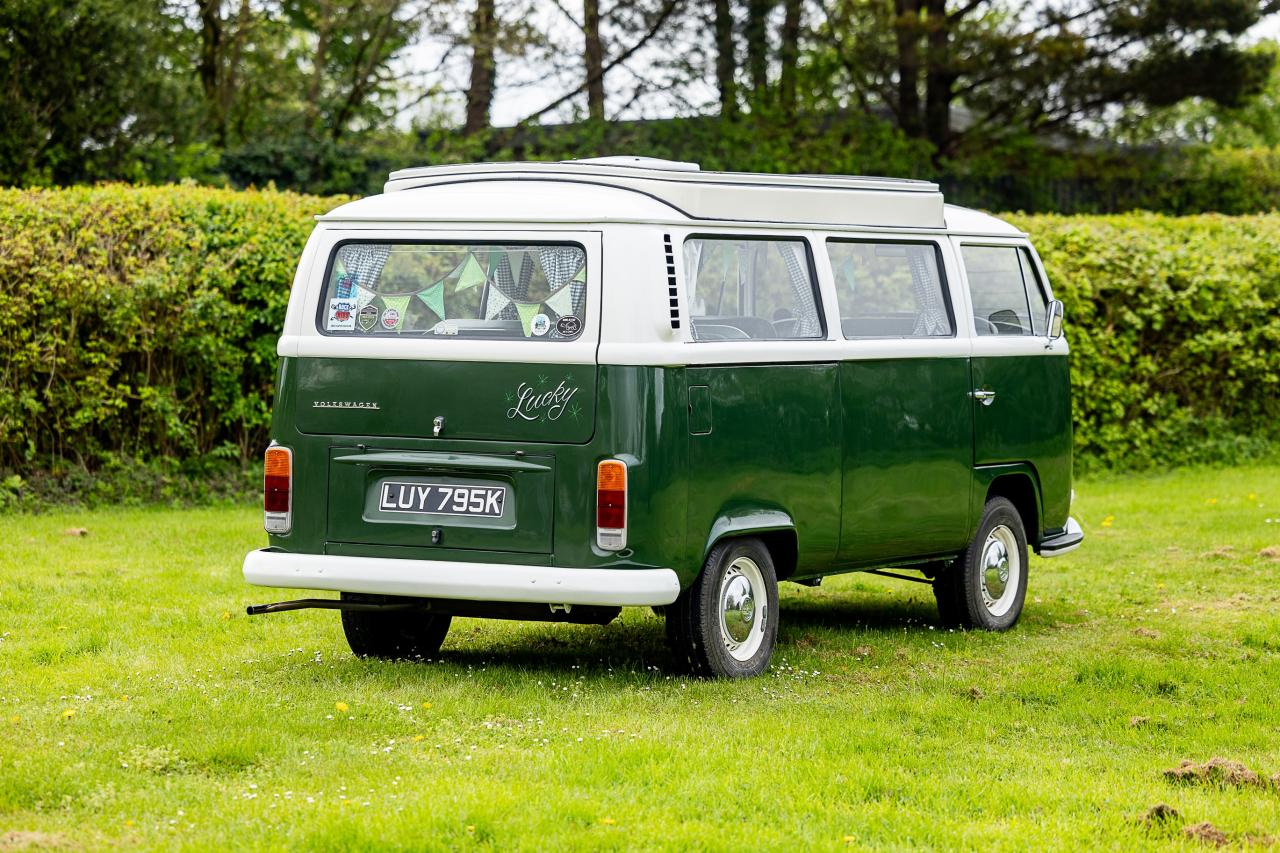1972 Volkswagen T2 Camper