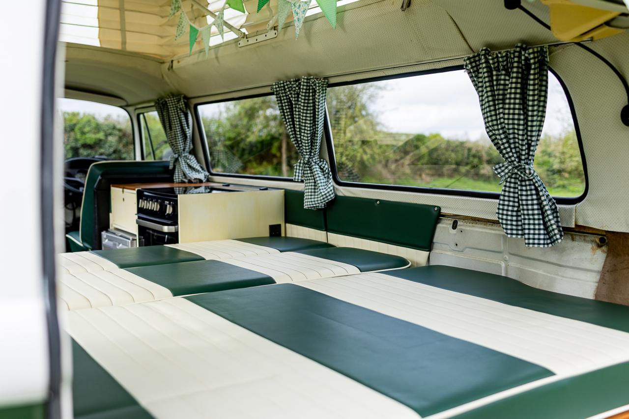 1972 Volkswagen T2 Camper
