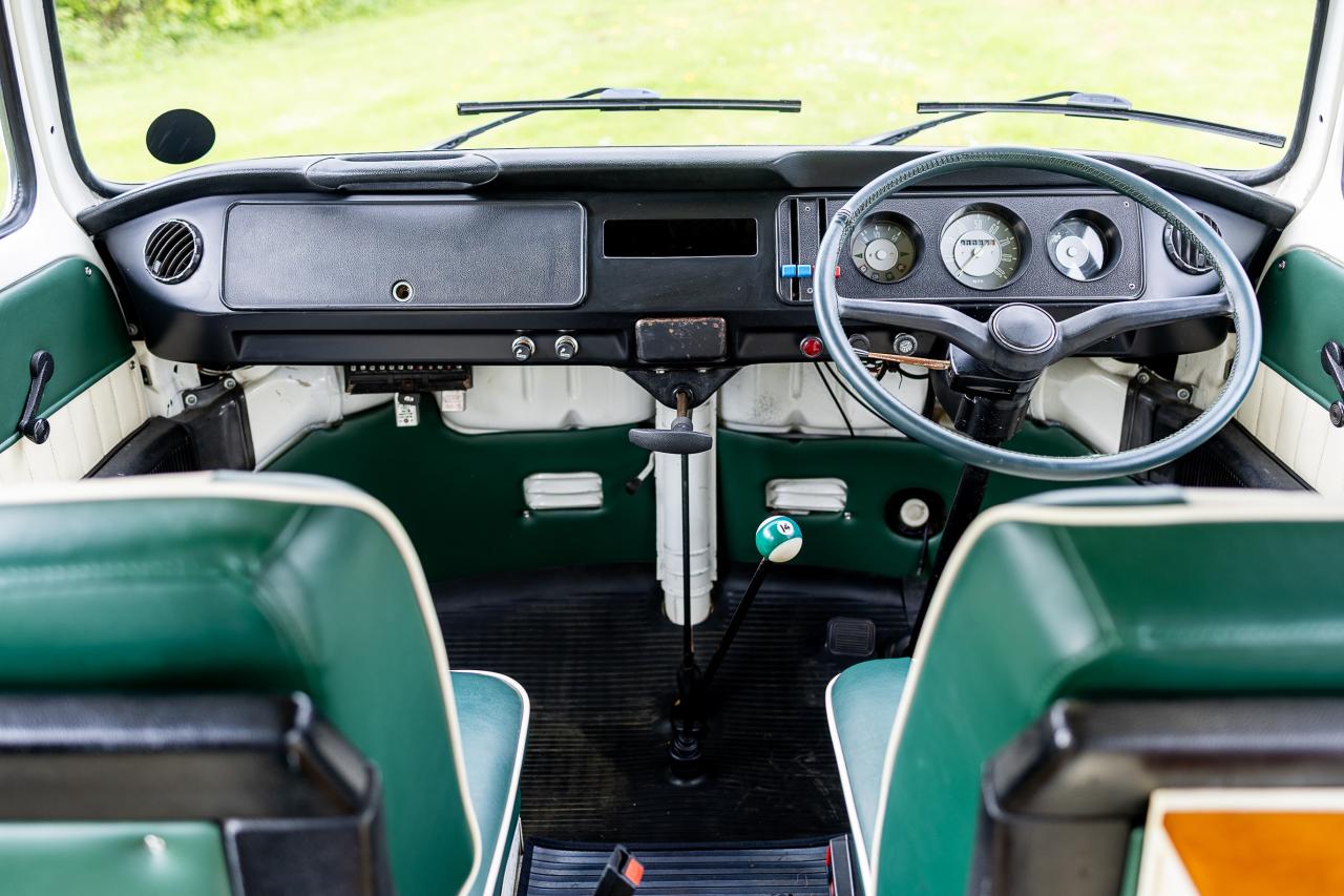 1972 Volkswagen T2 Camper