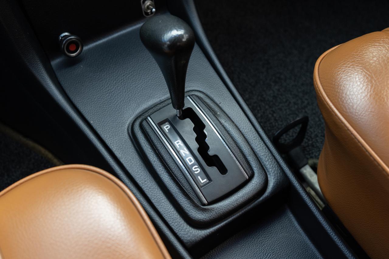 1976 Mercedes - Benz 230