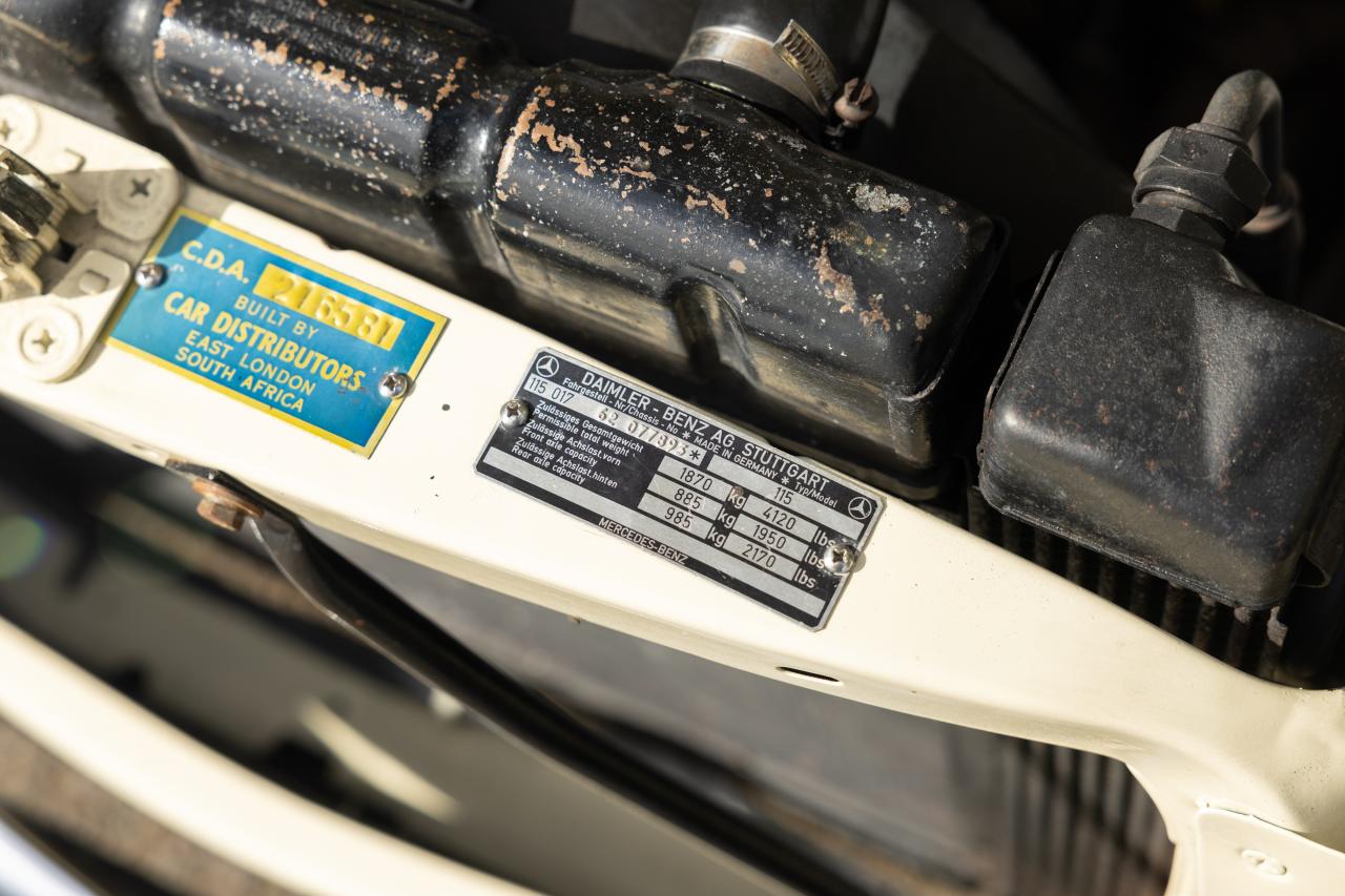 1976 Mercedes - Benz 230