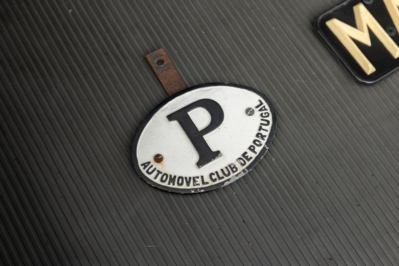 1976 Mercedes - Benz 230