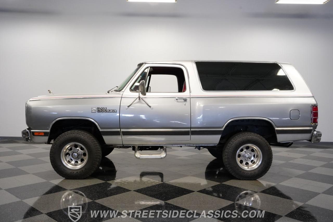 1987 Dodge Ramcharger LE 150 4x4