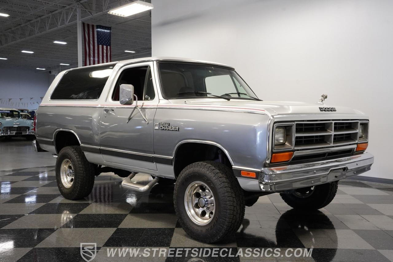 1987 Dodge Ramcharger LE 150 4x4