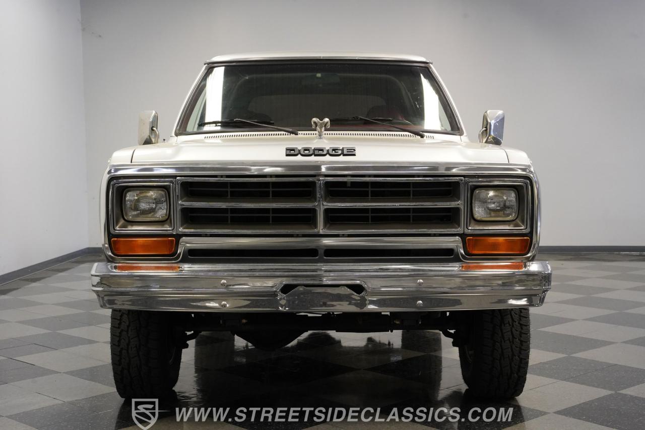 1987 Dodge Ramcharger LE 150 4x4