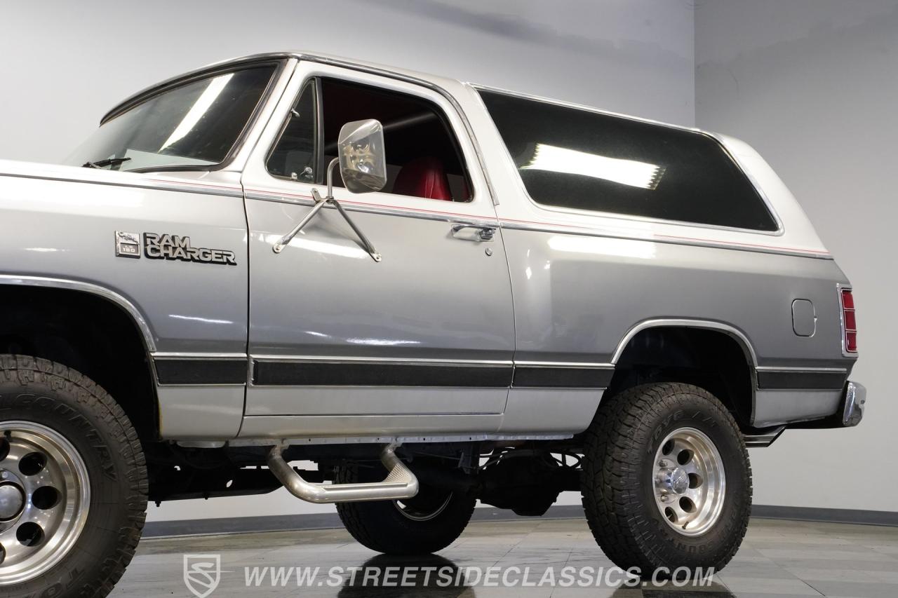 1987 Dodge Ramcharger LE 150 4x4
