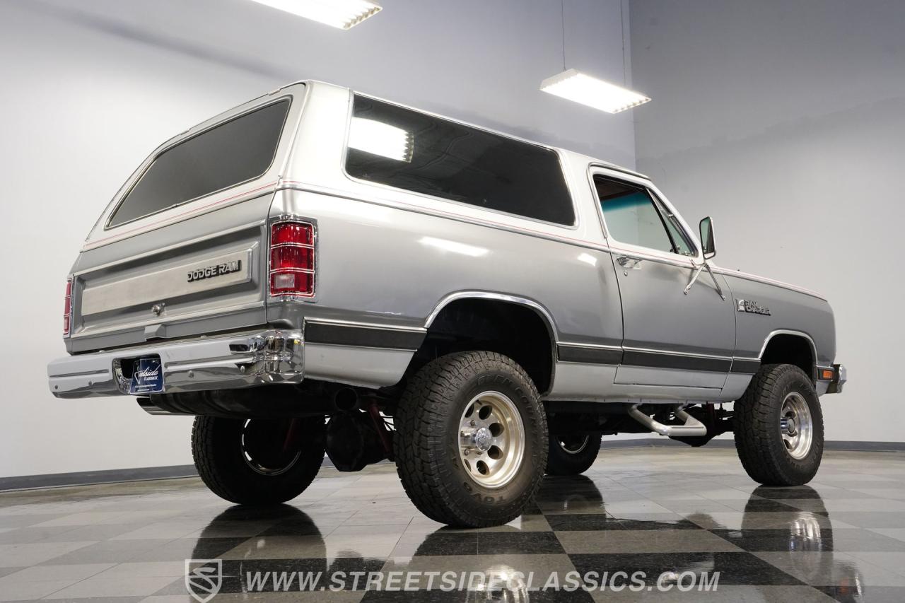 1987 Dodge Ramcharger LE 150 4x4