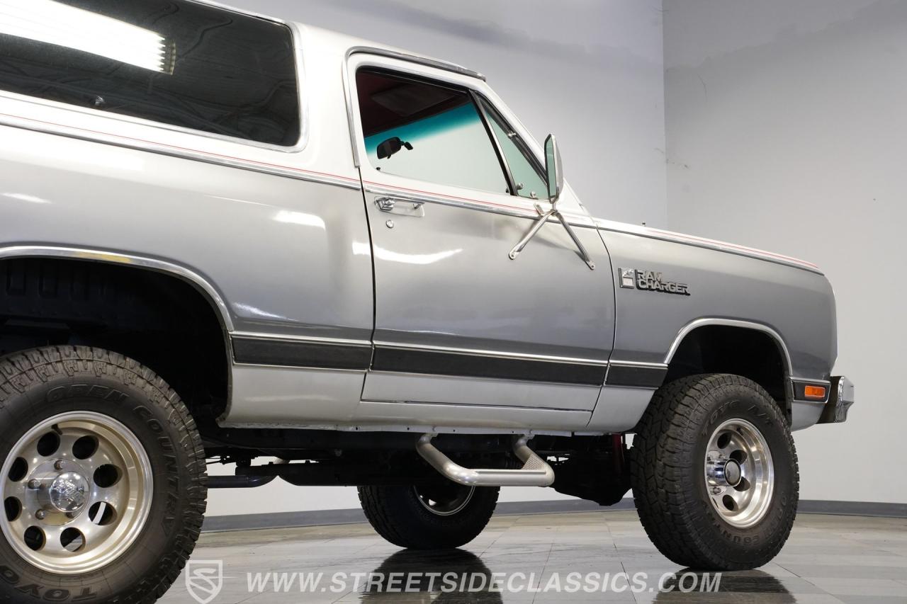 1987 Dodge Ramcharger LE 150 4x4