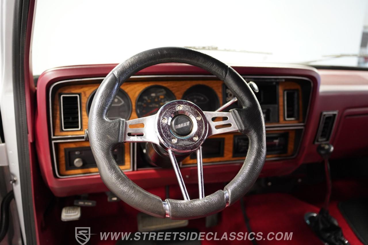 1987 Dodge Ramcharger LE 150 4x4