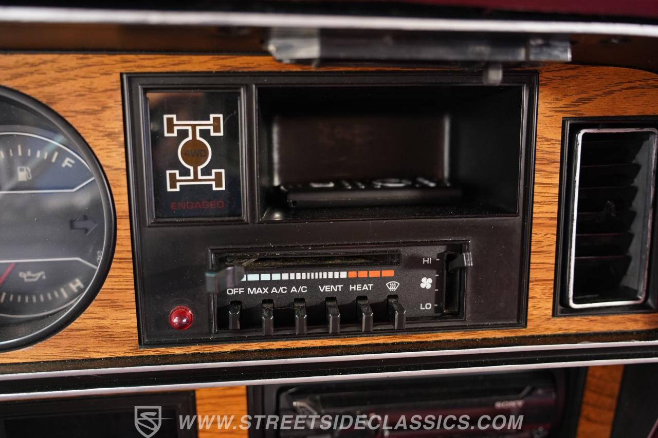 1987 Dodge Ramcharger LE 150 4x4