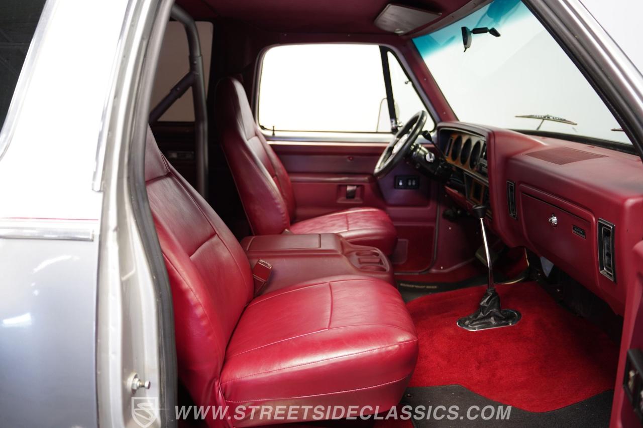 1987 Dodge Ramcharger LE 150 4x4
