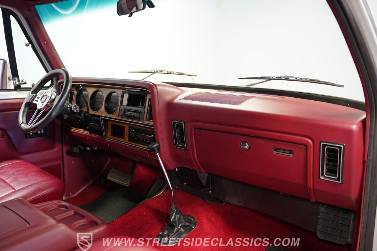 1987 Dodge Ramcharger LE 150 4x4