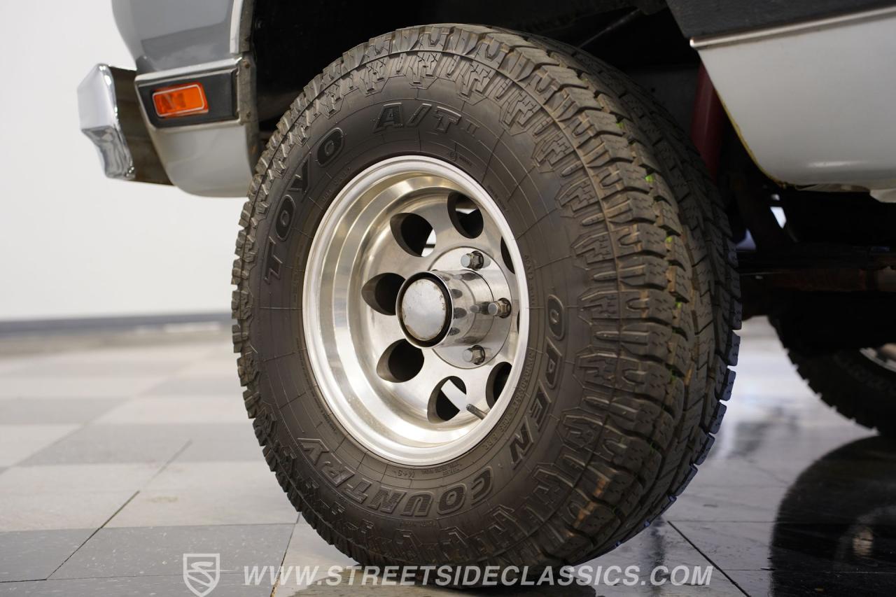 1987 Dodge Ramcharger LE 150 4x4