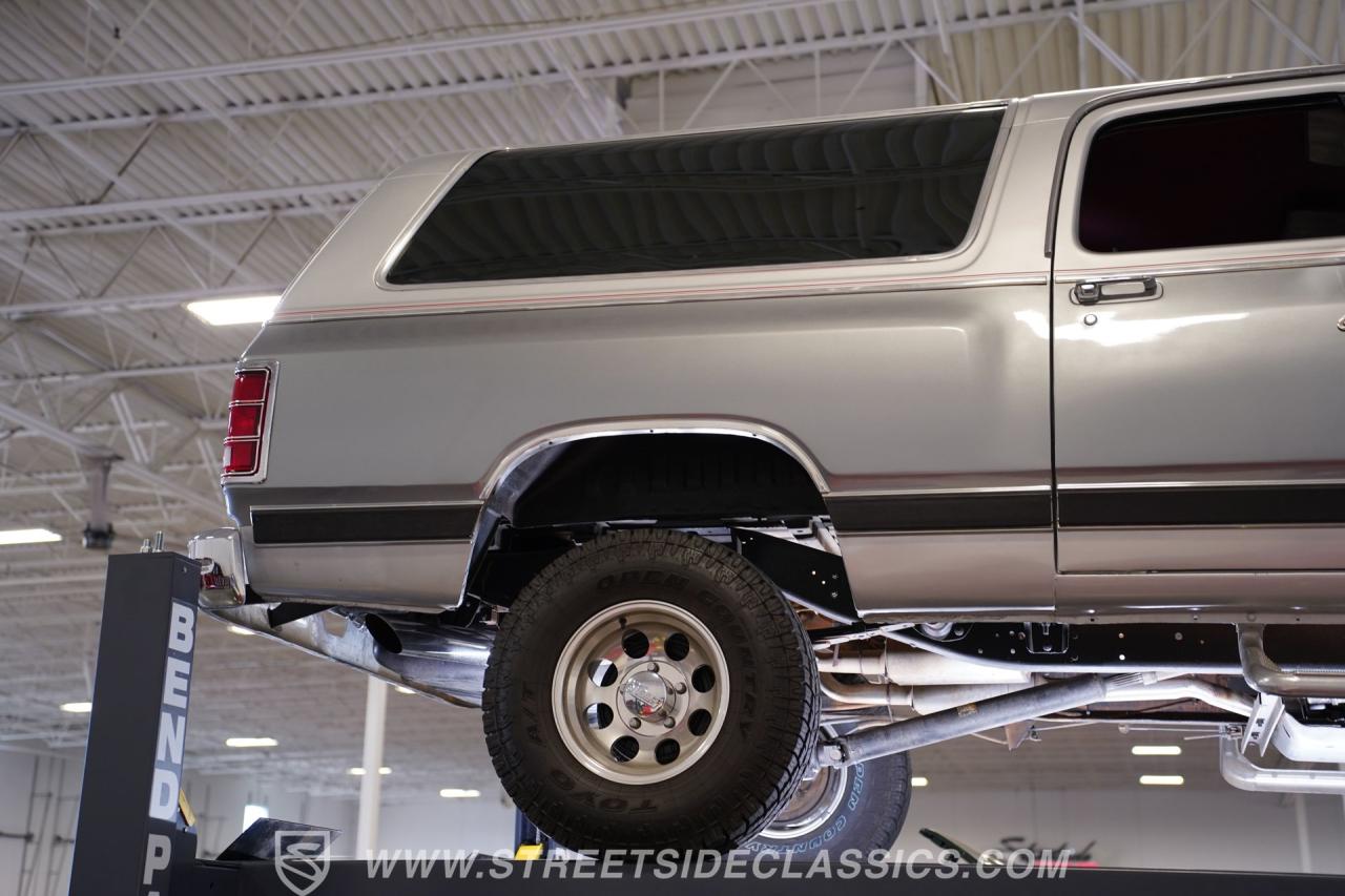 1987 Dodge Ramcharger LE 150 4x4