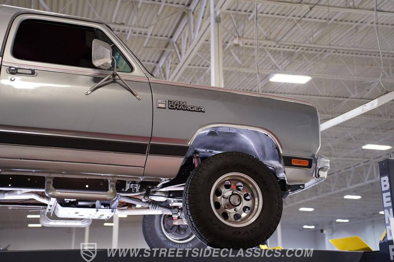 1987 Dodge Ramcharger LE 150 4x4
