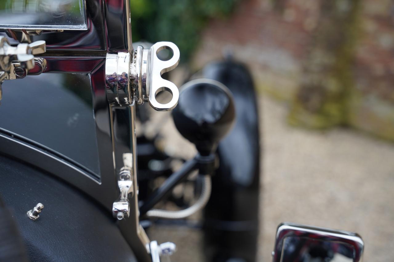 1950 Bentley Speed Eight Le Mans &ldquo;RGE Ltd&rsquo;s work of art with only 250 km&rdquo;