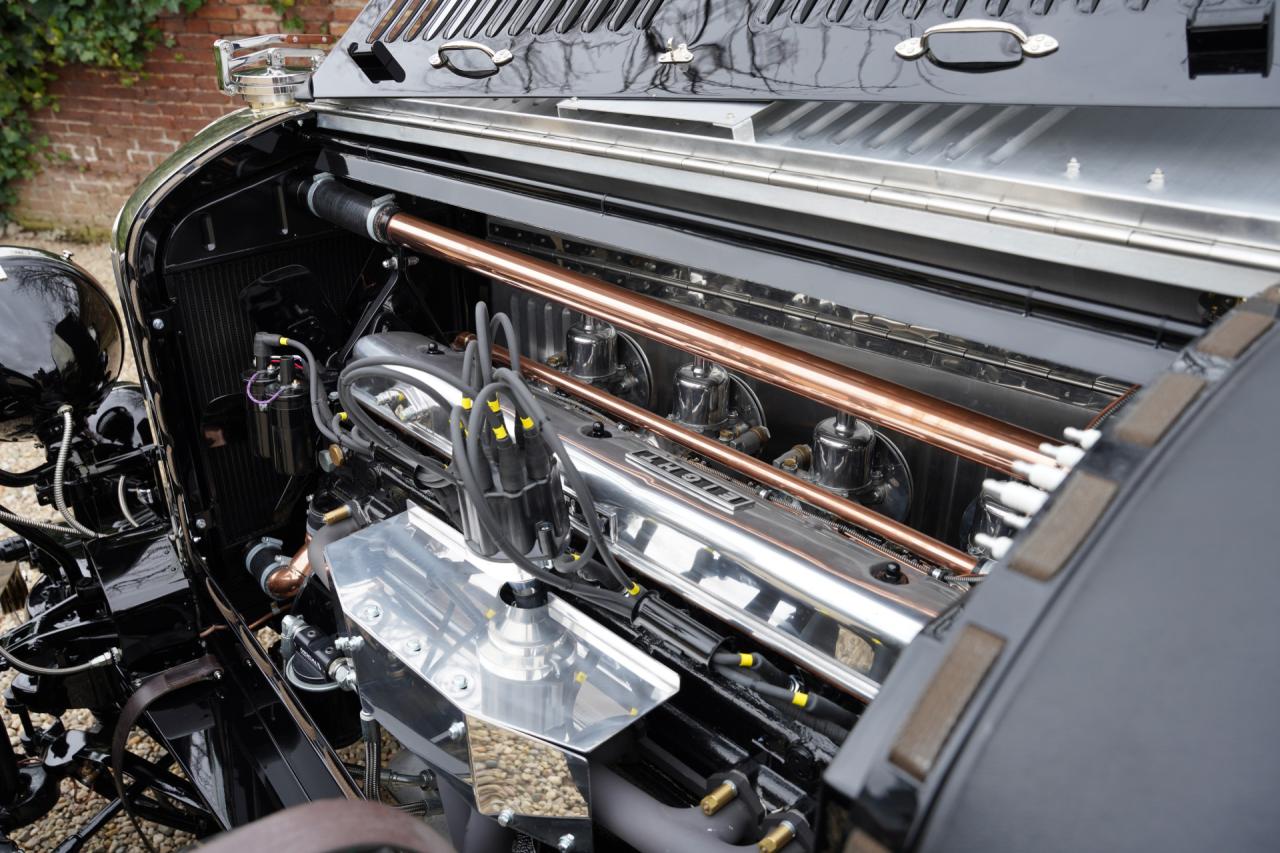 1950 Bentley Speed Eight Le Mans &ldquo;RGE Ltd&rsquo;s work of art with only 250 km&rdquo;