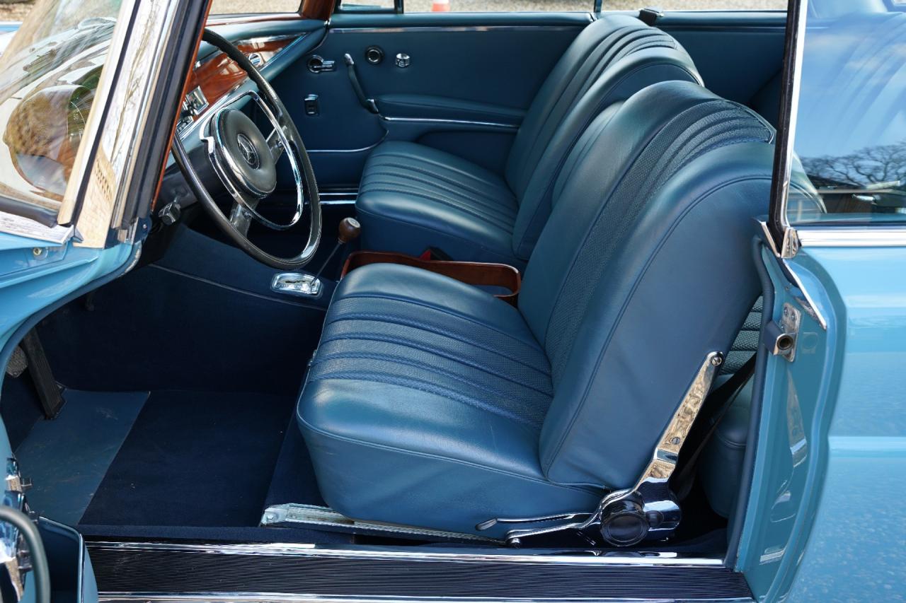 1967 Mercedes - Benz 250 SE Coupe &ldquo;Automatic transmission with the floor shift&rdquo;