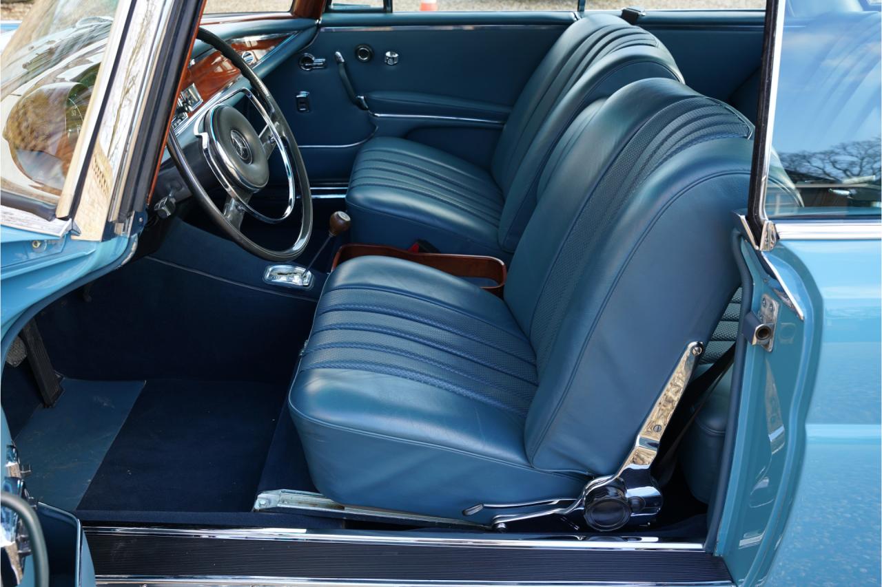 1967 Mercedes - Benz 250 SE Coupe &ldquo;Automatic transmission with the floor shift&rdquo;