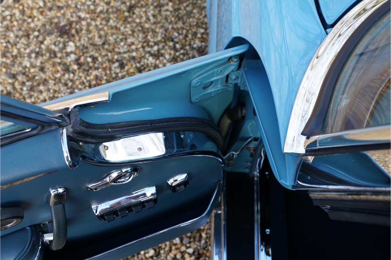 1967 Mercedes - Benz 250 SE Coupe &ldquo;Automatic transmission with the floor shift&rdquo;