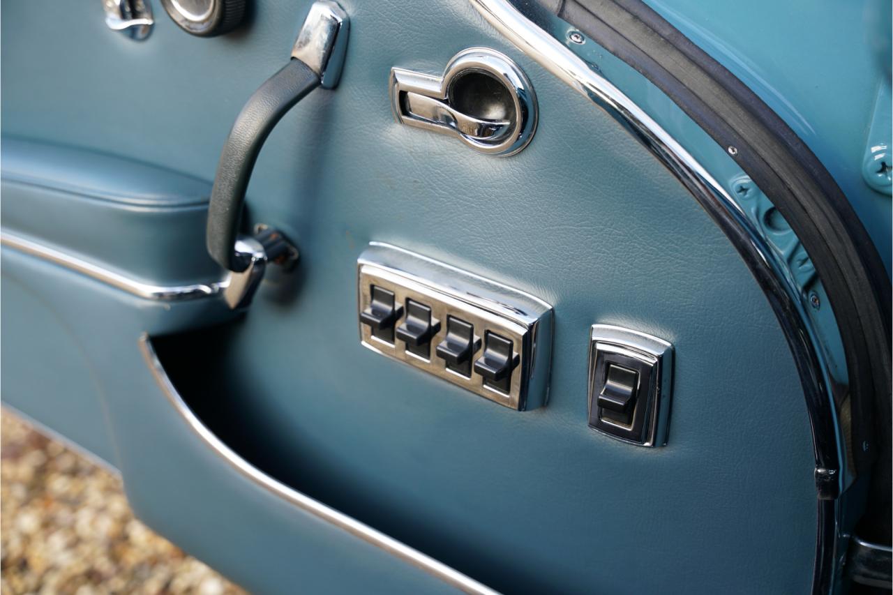 1967 Mercedes - Benz 250 SE Coupe &ldquo;Automatic transmission with the floor shift&rdquo;