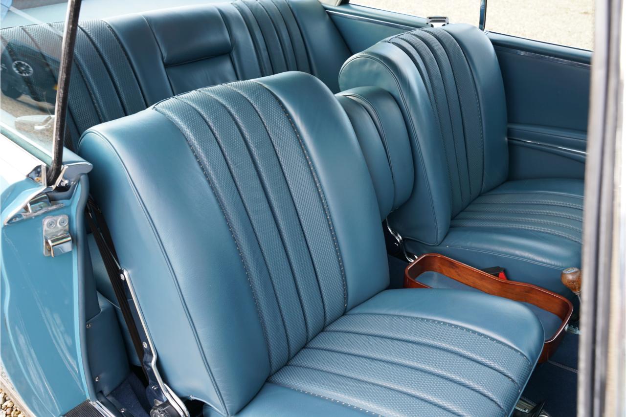 1967 Mercedes - Benz 250 SE Coupe &ldquo;Automatic transmission with the floor shift&rdquo;