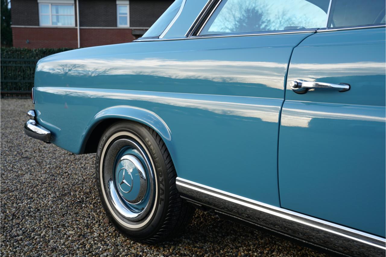 1967 Mercedes - Benz 250 SE Coupe &ldquo;Automatic transmission with the floor shift&rdquo;