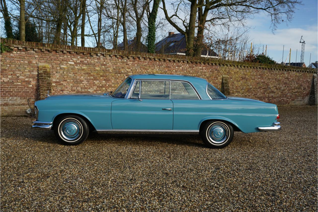 1967 Mercedes - Benz 250 SE Coupe &ldquo;Automatic transmission with the floor shift&rdquo;