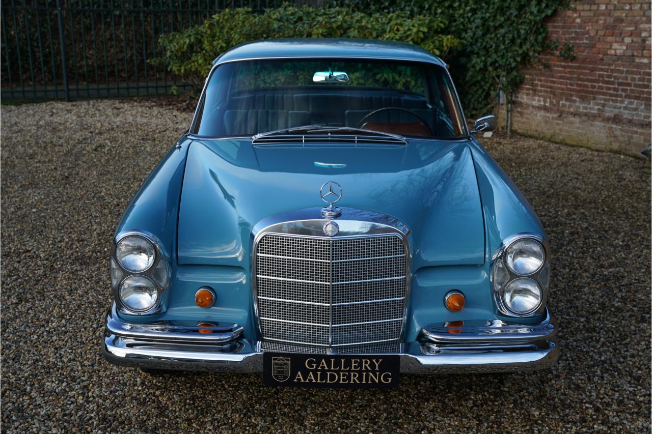 1967 Mercedes - Benz 250 SE Coupe &ldquo;Automatic transmission with the floor shift&rdquo;