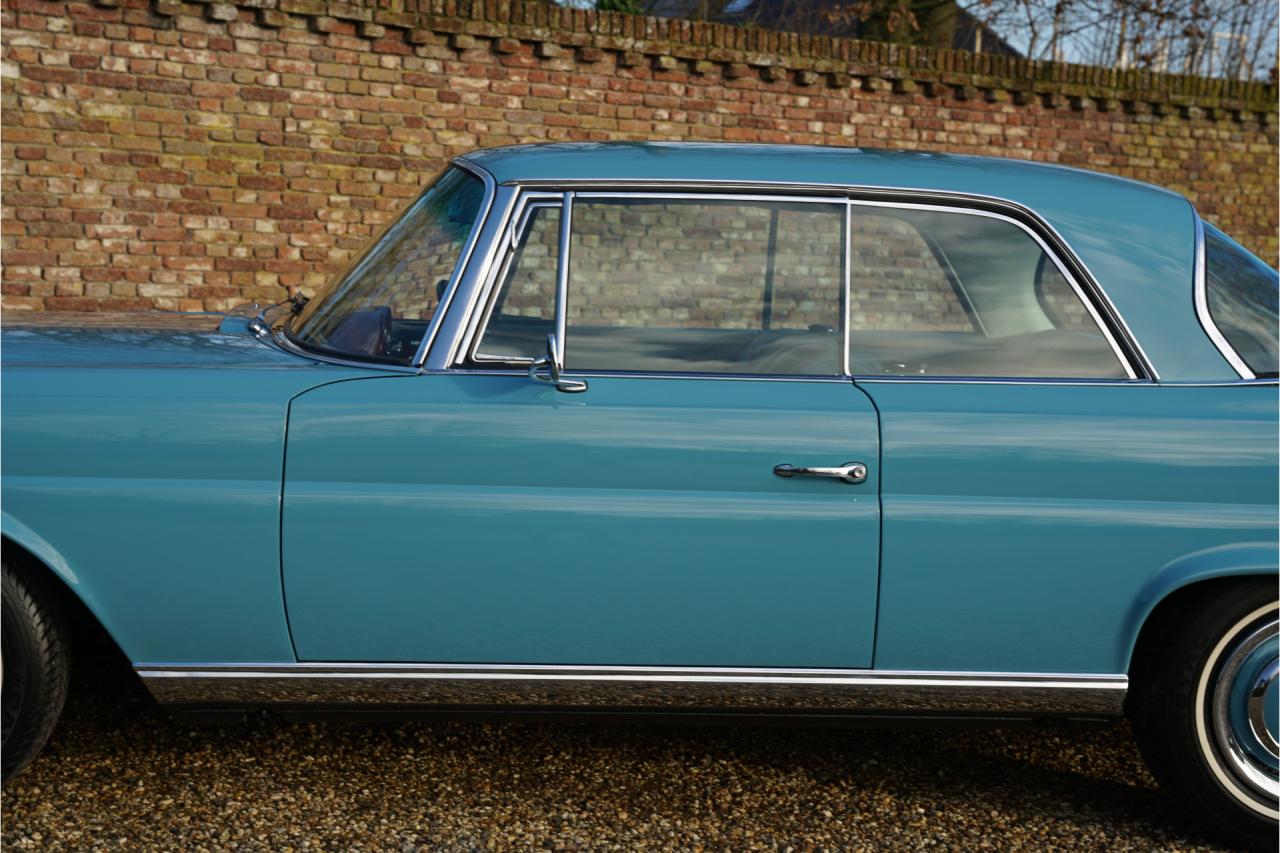 1967 Mercedes - Benz 250 SE Coupe &ldquo;Automatic transmission with the floor shift&rdquo;