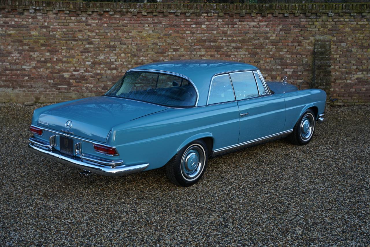 1967 Mercedes - Benz 250 SE Coupe &ldquo;Automatic transmission with the floor shift&rdquo;