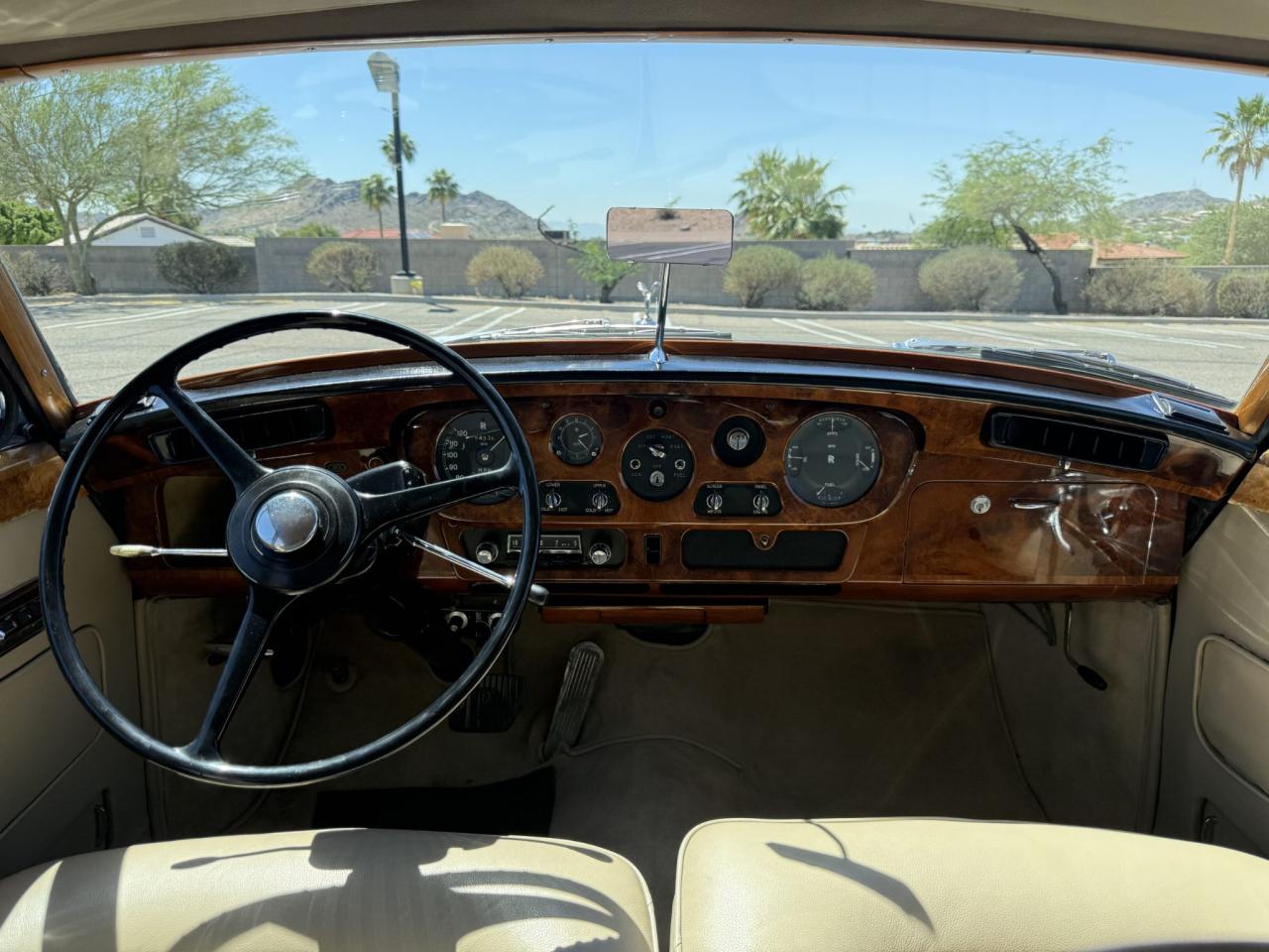 1965 Rolls - Royce Silver Cloud III