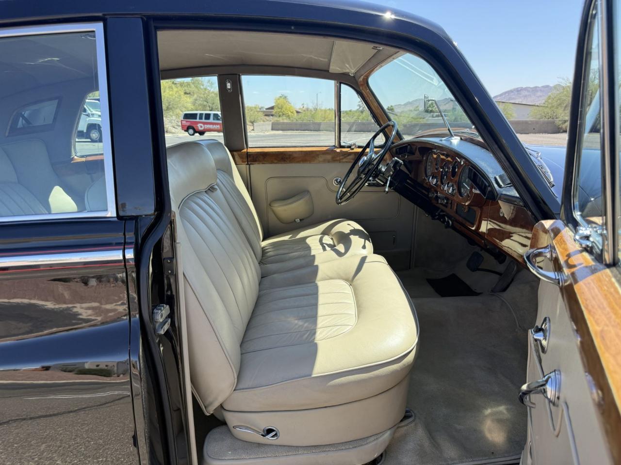 1965 Rolls - Royce Silver Cloud III