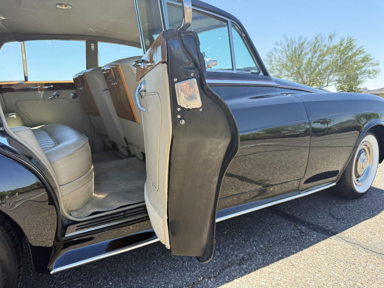 1965 Rolls - Royce Silver Cloud III