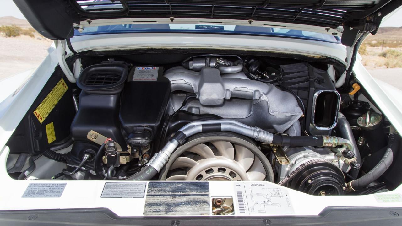 1997 Porsche 911 Carrera 4S