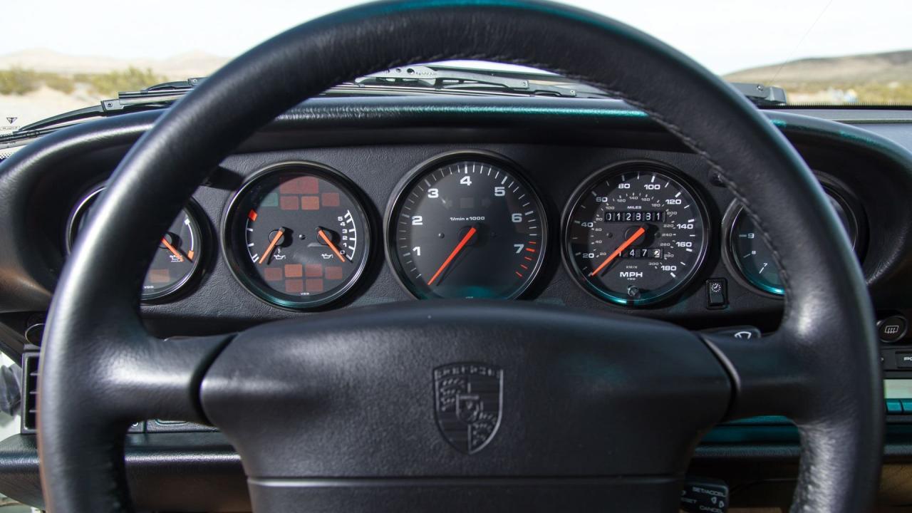 1997 Porsche 911 Carrera 4S