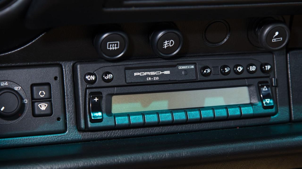 1997 Porsche 911 Carrera 4S