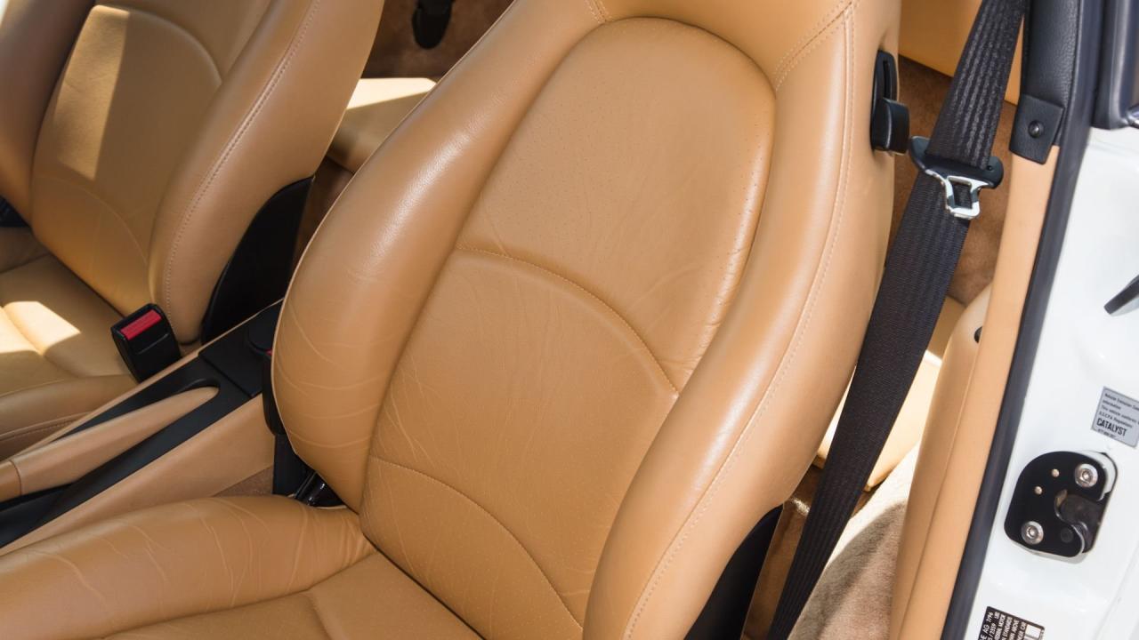 1997 Porsche 911 Carrera 4S