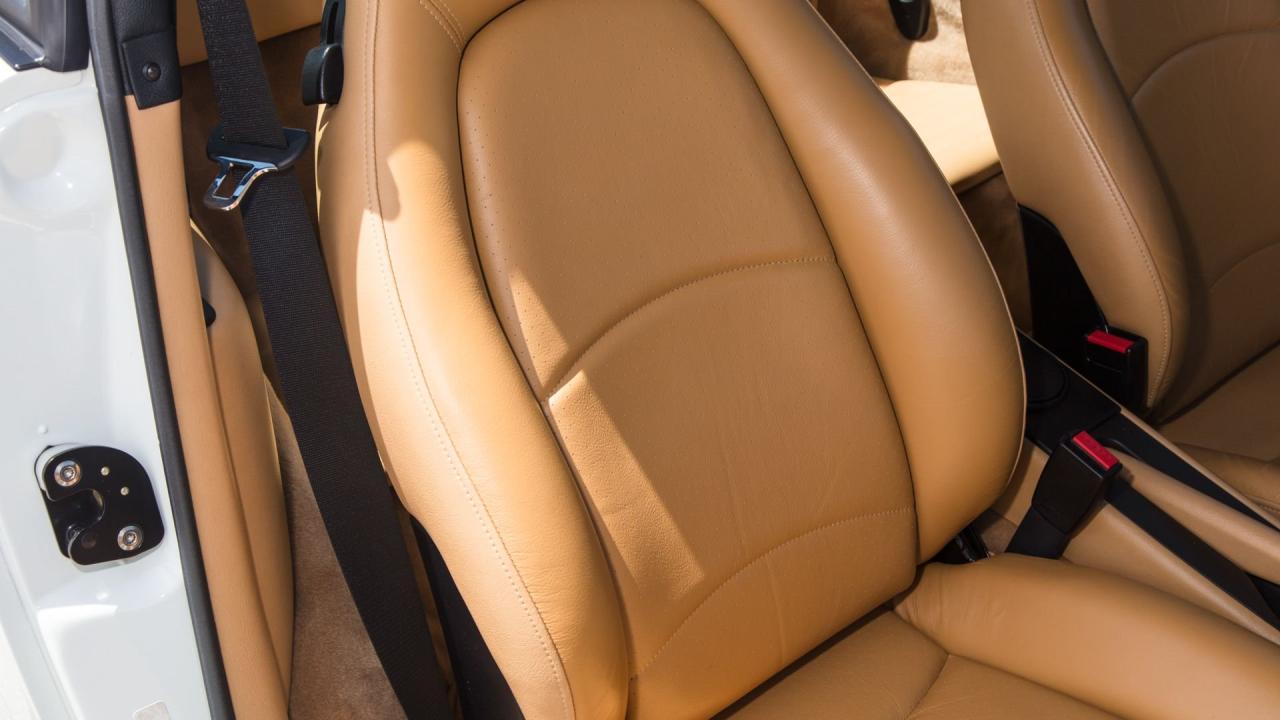 1997 Porsche 911 Carrera 4S