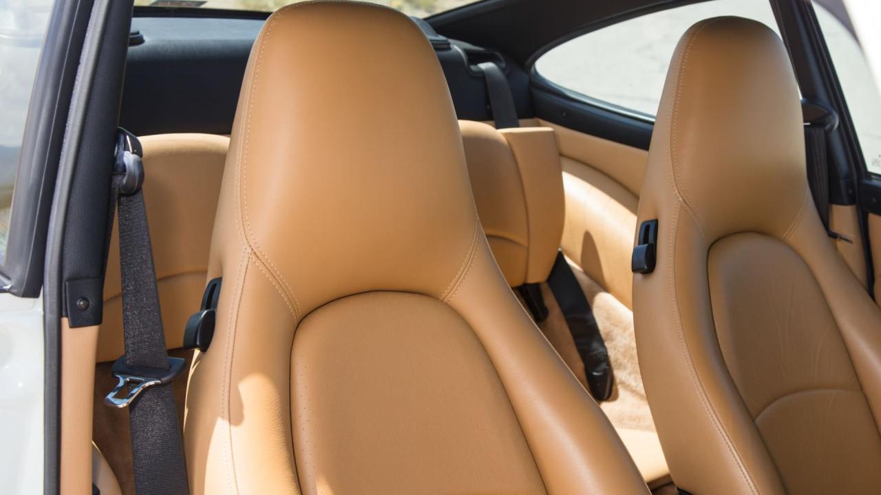 1997 Porsche 911 Carrera 4S