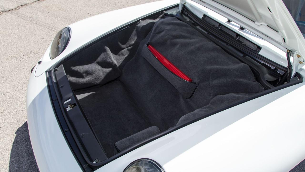 1997 Porsche 911 Carrera 4S