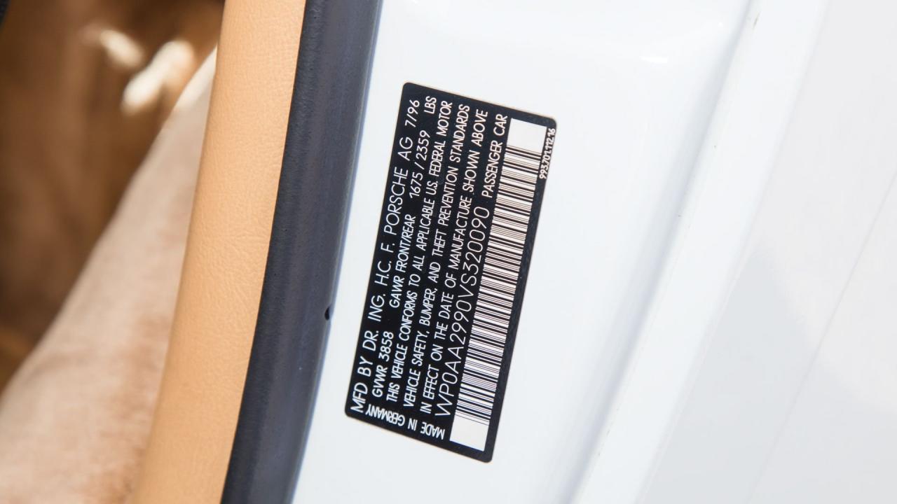 1997 Porsche 911 Carrera 4S