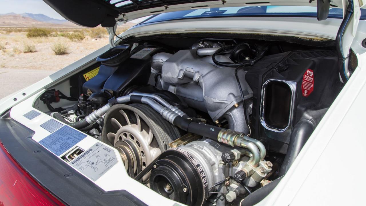 1997 Porsche 911 Carrera 4S