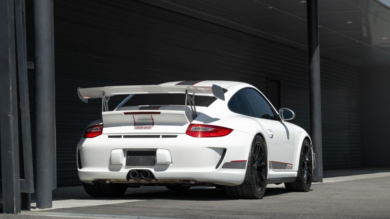2011 Porsche 911 GT3 RS 4.0