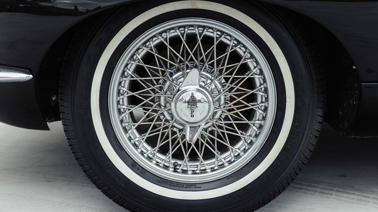 1963 Jaguar E-Type Series 1 3.8 Roadster